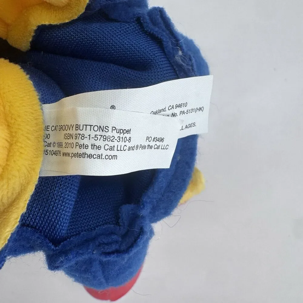 MerryMakers - Pete the Cat and His Four Groovy Buttons Plush Puppet - 14”